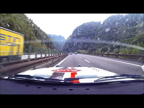 Audi Rally Sport Quattro und S1 E2 im Tunnel | SOUND