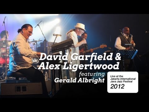 David Garfield & Alex Ligertwood 