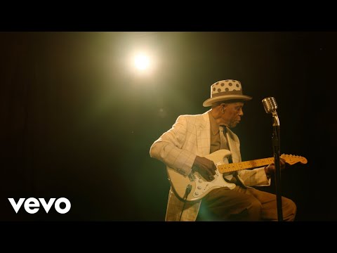 Thumbnail of the video: Buddy Guy - The Blues Chase The Blues Away (Official Trailer)