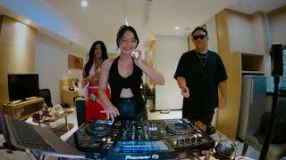 Download lagu DJ VIKY MELODY MIXTAPE VOL.2 (Indobounce, BKB, Hardstyle) mp3