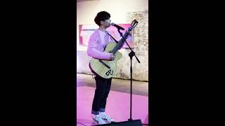 윤딴딴 / Yun DDanDDan - '잘 해보려는 나 알 수 없는 너' (Me Trying, You No Telling) LIVE 직캠 (in 성수 Layer 57)