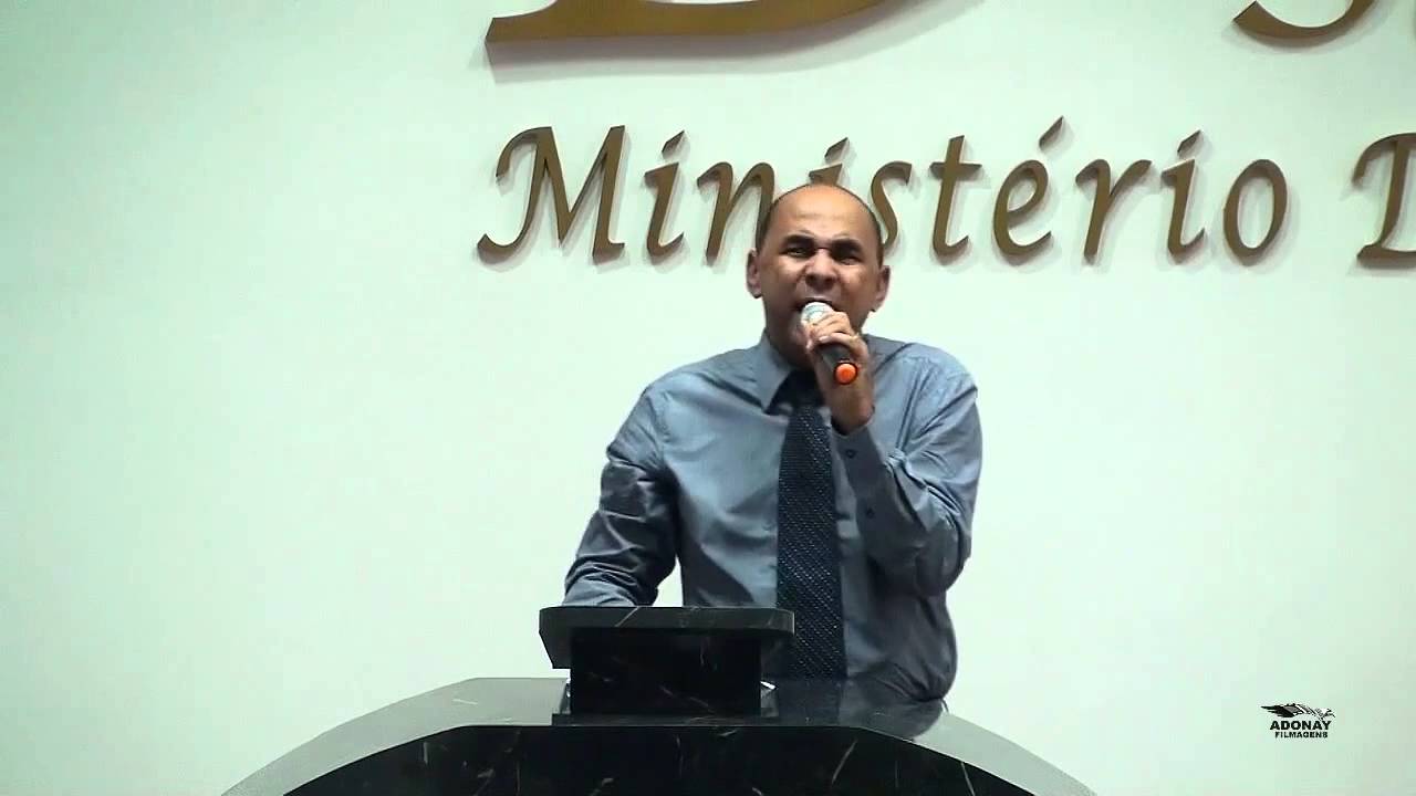 Pr Adão Santos - de Gênesis a Apocalipse em 5 minutos....é pra adorar de pé Brasil!!!