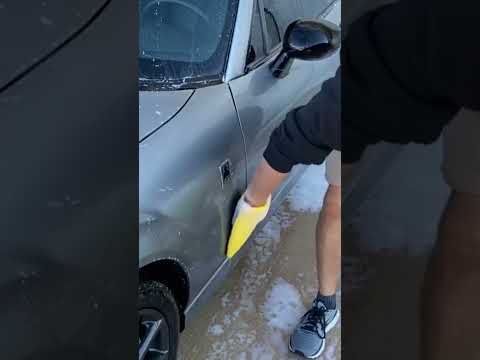 Watch This Before You Use a CLAY MITT on Your Vehicle Instead of Clay Bar