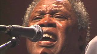 Sam Moore performing &#39;Soul Man&#39; - Only The Strong Survive
