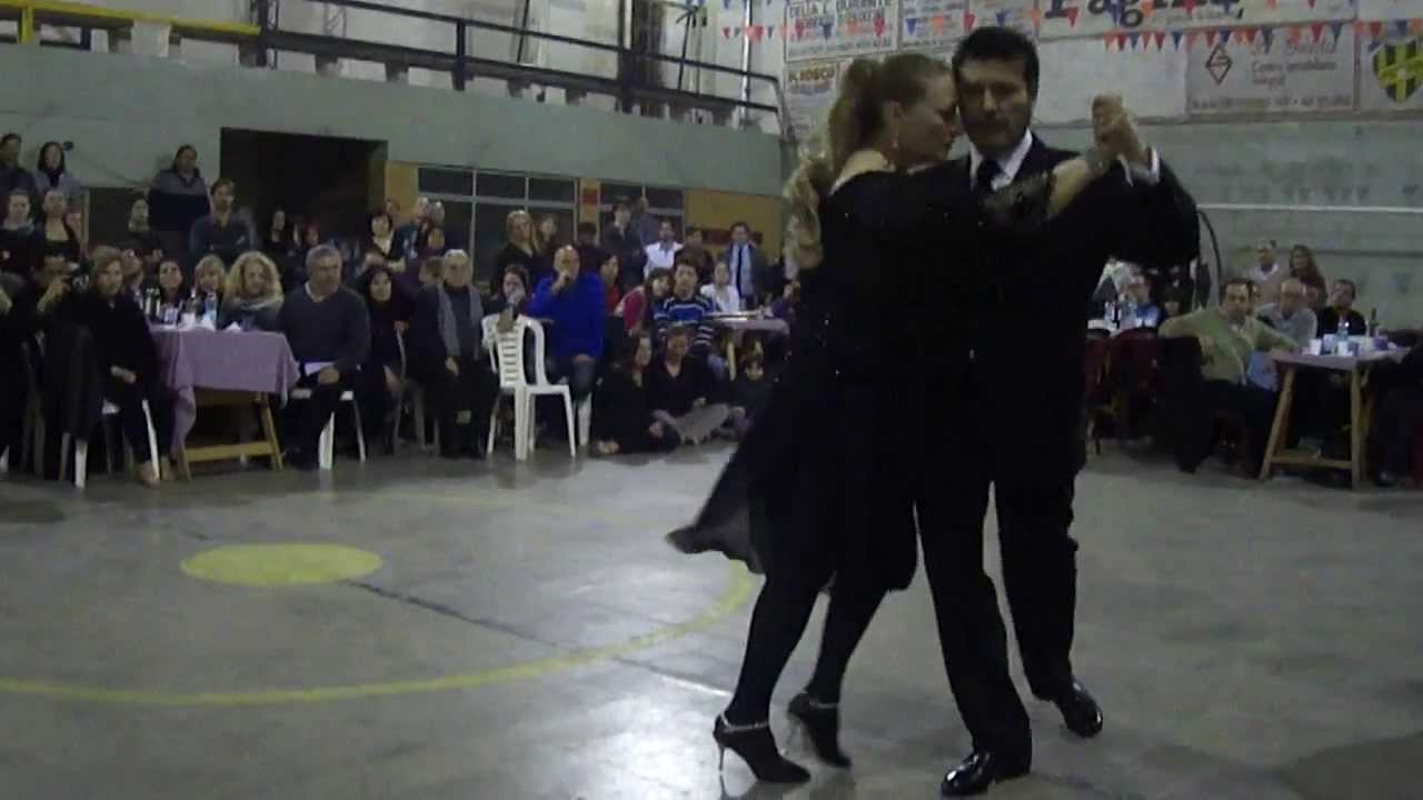 Maria y Carlos Rivarola, en el Moran 1/4