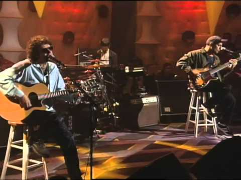 Videoclip de Entre Canibales (MTV Unplugged) — Soda Stereo