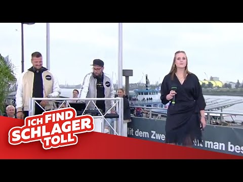 Stereoact feat. Sarah Lahn - Fantasy Girl (ZDF Fernsehgarten)