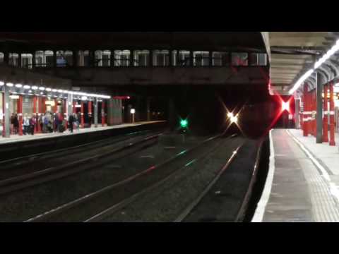 86604/86613 4s54 Crewe - Coatbridge liner, Sun. 27th November 2016