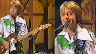 Keith Urban singing Dolly Parton&#39;s AppleJack 1978