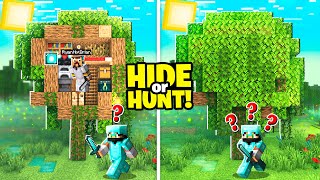 Minecraft Hide or Hunt in a Secret Swamp TREE Base