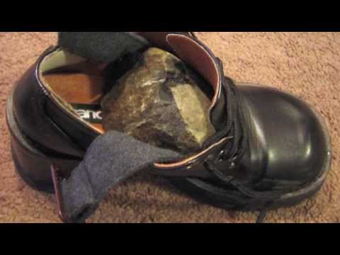 Stone In Your Shoe - Ronan MacManus