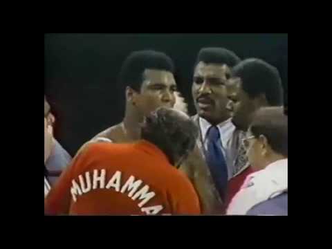 Muhammad Ali  &  Floyd Patterson  / Sep. 20, 1972.