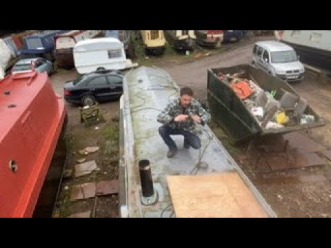 122. Narrowboat solar panel positioning and mounting options