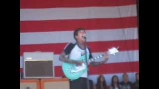 Never Shout Never - Magic (Never Shout Never live at Vans Warped Tour 2013, San Diego Ca.)