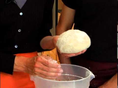 download lagu mp3 mp4 Zoe Bread, download lagu Zoe Bread gratis, unduh video klip Zoe Bread