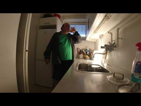 MongoTV_7657 - Del 37 - FORKØLET OG FRYSER OG TÆNDER 2000 WATT VARMELUFTSBLÆSER I STUEN