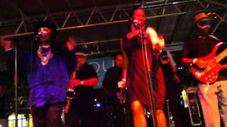 Gyn & Melodie Soul feat The Blue Light Funk Band - Brand new bag