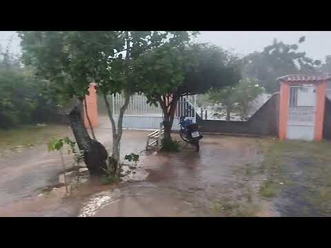 Chuva no sítio baixio de Santa Maria do Cambucá -PE 