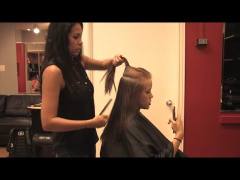 Shiann AZ - Pt 2: Redhead Gets Cute Undercut Bob (YTO Mini)