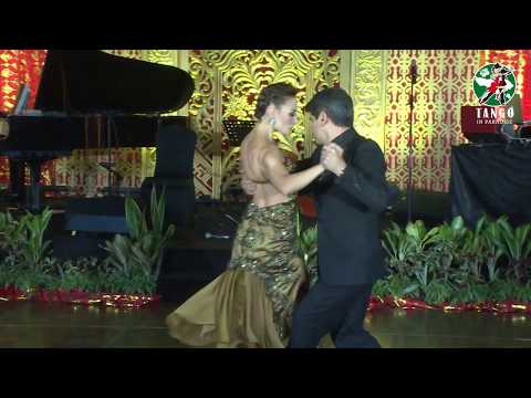 Adrian Veredice y Alejandra Hobert (Tango in Paradise 2017 - Gala Show) Part II