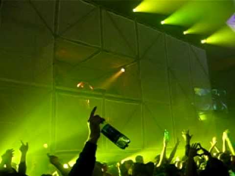 Above & Beyond vs. Mr. Pit - Shana Can't Sleep (Myon & Shane 54 pr. The Black Army Mashup)