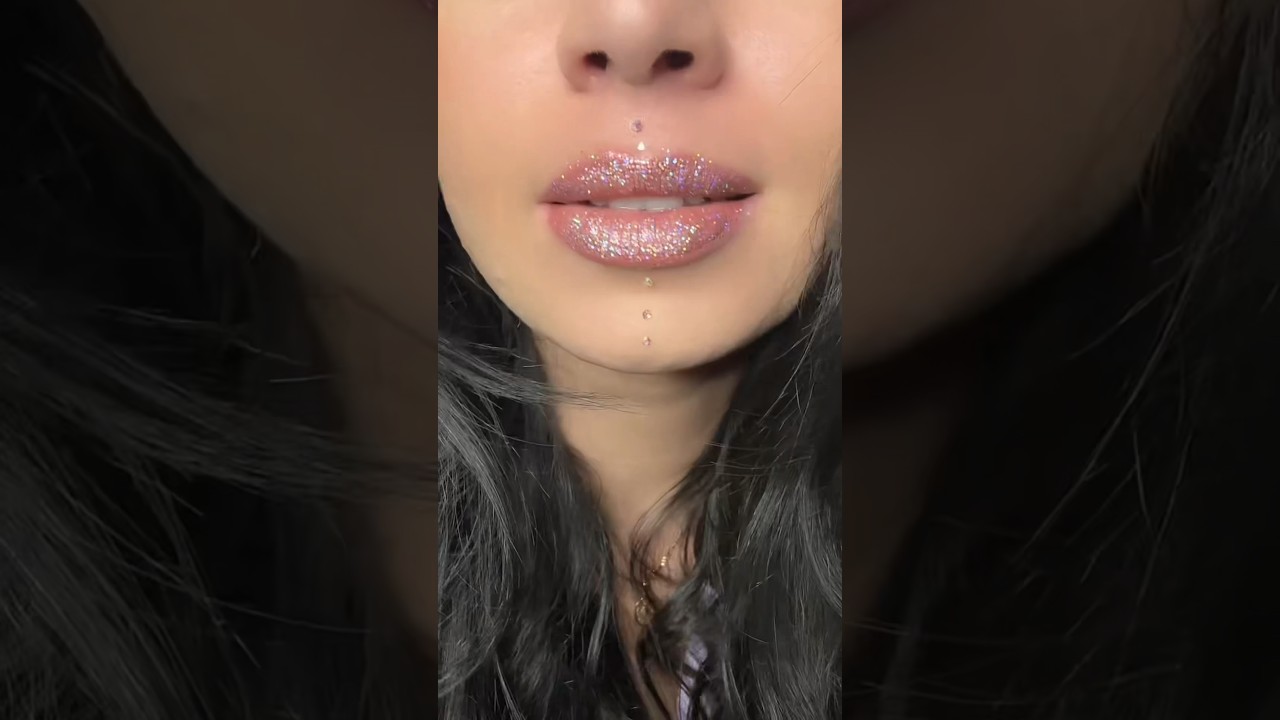 Brazilian carnival lipstick #makeup #maquillage #beauty #carnival #glow