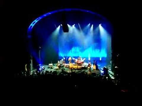 Crowded House - World Where You Live 15-10-2007