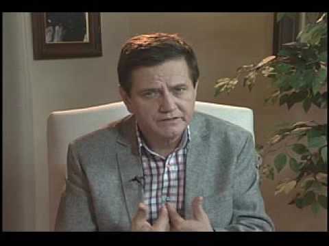 ..dacă este cineva în Hristos, este o făptură  nouă. (Romanian)