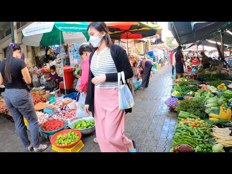 PHNOM PENH Wet Market Tour at Boeung Trabek Plaza, Cambodia Food Market Tour 2022