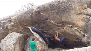 Video thumbnail de Far West, 8a (sit). La Pedriza