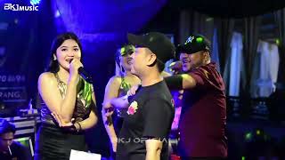 Download lagu ELSA//PENANTIAN// BKJ MUSIK SANTUY IN PETIR mp3
