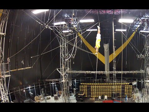 50 flying trapeze tricks by David BOREL