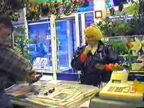 Kamera Piilossa - Kukkakauppa