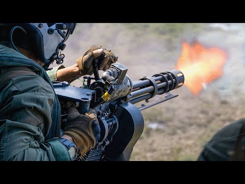 US Marines Firing The Powerful M134 Minigun & GAU-21 Machine Gun In Japan