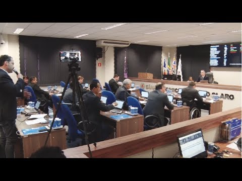 Vereadores discutem pontos importantes durante sessão