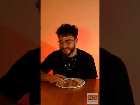 Gluten-free pizza rolls are IT #pizzarolls #pizza #glutenfree #foodreview #glutenfreefood