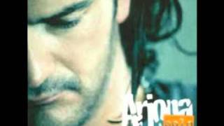 Asignatura Pendiente - Ricardo Arjona y Ricky Martin