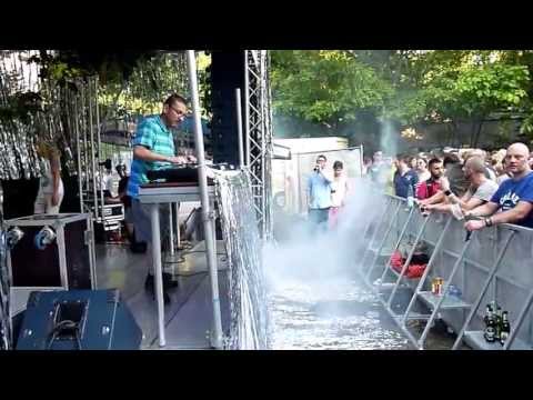 E' DE COLOGNE 2013 : Justus Kohncke live im Koln - Love is back