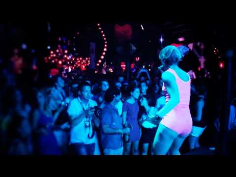 MANDALA BEACH MOJACAR -2012- 4º ANIVERSARIO - POPSTAR - BRIAN CROSS - SORAYA (official)