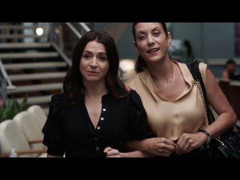Addison and Amelia Reunite - Grey's Anatomy