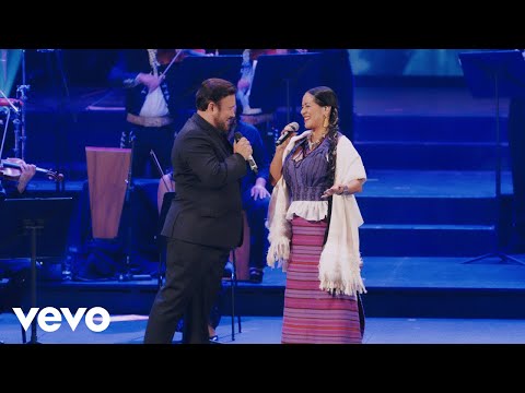 Lila Downs - Cucurrucucú Paloma (En Vivo)