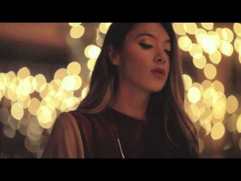 Hollis & Kris Orlowski - "Is This Christmas"