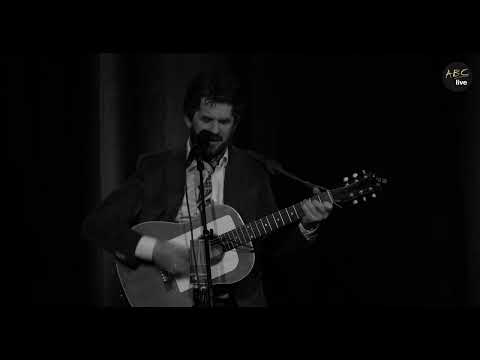 U - Thomas Dybdahl