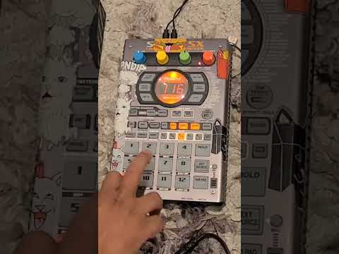Trying To Make A Beat With Roland SP404