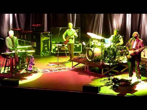 Joe Jackson " You Can't Get  What  You Want " Paris Olympia 18022016 Fast Forward Tour 2016