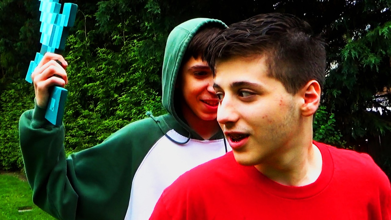 Miniature de la vidéo The Diamond Sword - Suspense Project (Sophomore Year) du film The Diamond Sword