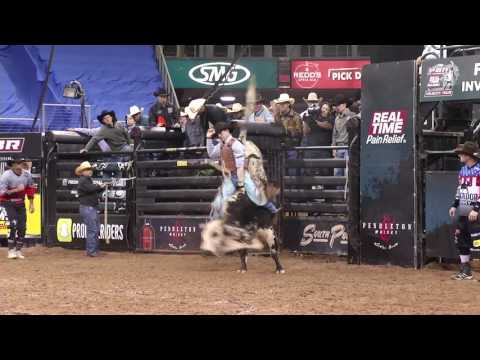 Matt Werries rides Biohazard for 82.5 points