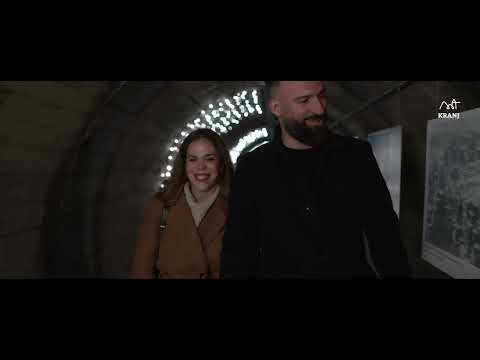 Praznično okrašeni Rovi pod starim Kranjem