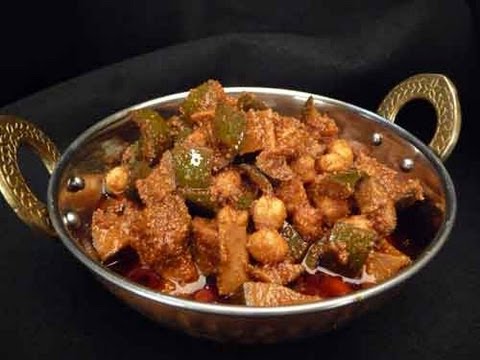 マンゴー ピクルス - Aavakai, インドのレシピ｜私はカレーを表示します。 (Mango Pickle -  Aavakai, Indian Recipe | Show Me The Curry)