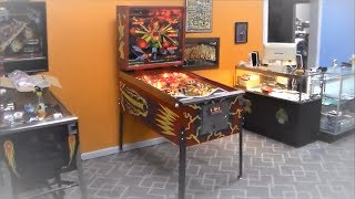 Williams Zany Laser Ball WideBody Pinball Machine from 1979 - Artwork, Gameplay Video